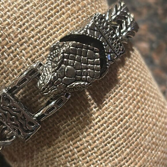 Stainless Steel Animal Snake Bracelet - Picture 3 of 6